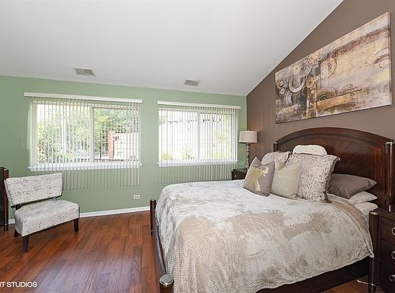 5th image of 1020 E Wilson Ave #1020