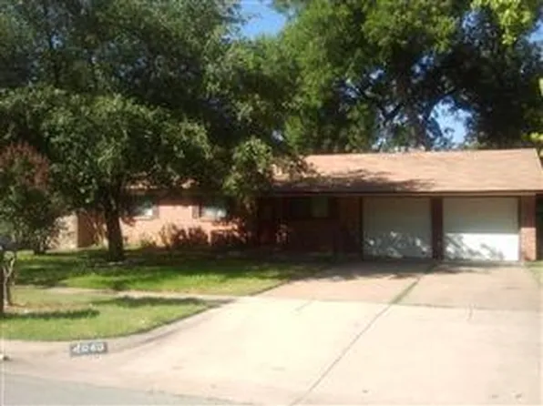 4040 Driskell Blvd, Fort Worth, TX 76107
