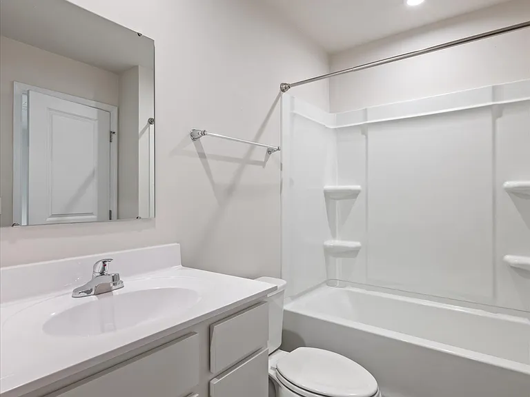 1607 Mountain Ash Ln — Photo 20