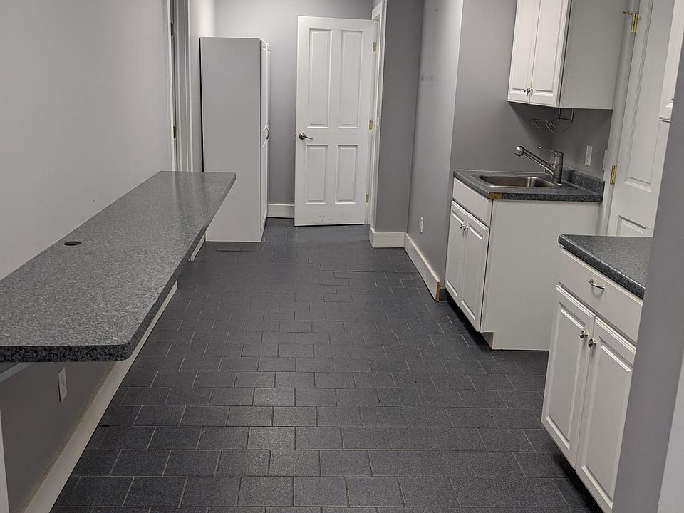 2nd image of 19 Main St #2