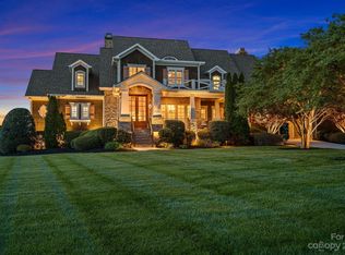 1124 Teeter Farms Dr, Mooresville, NC 28115