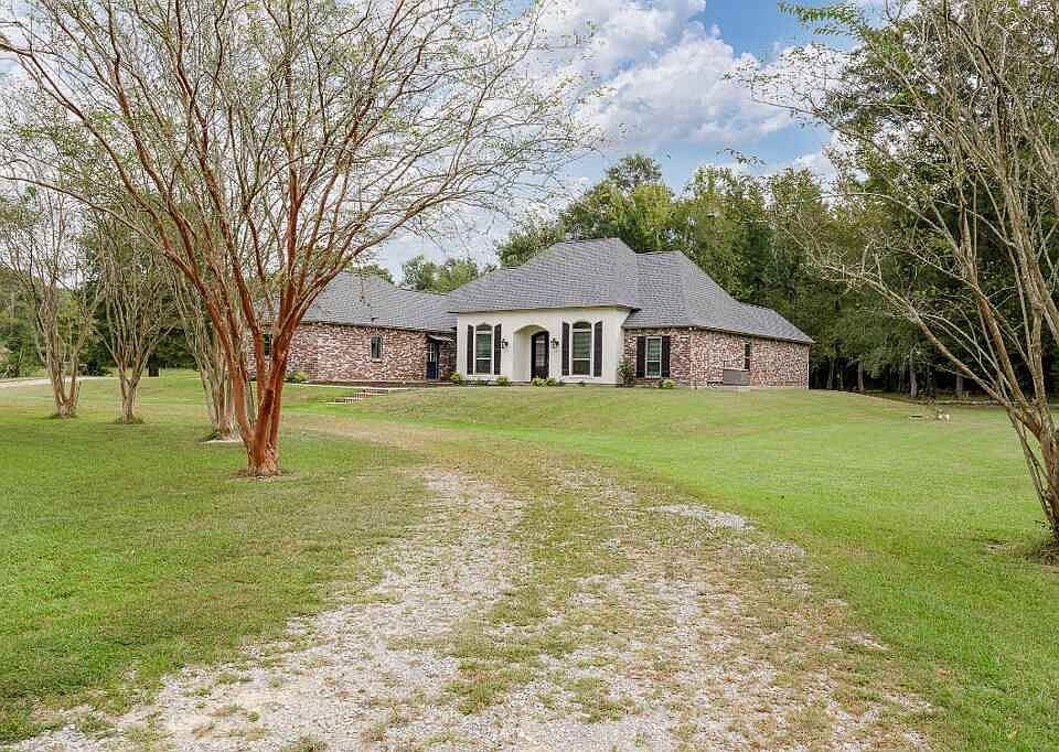 1st image of 20422 Machost Rd
