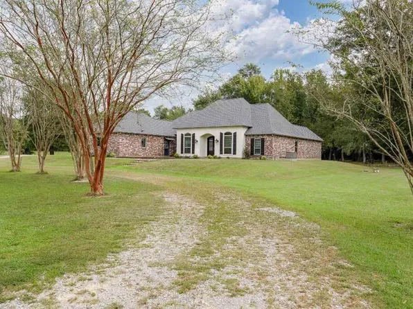 20422 Machost Rd, Zachary, LA 70791