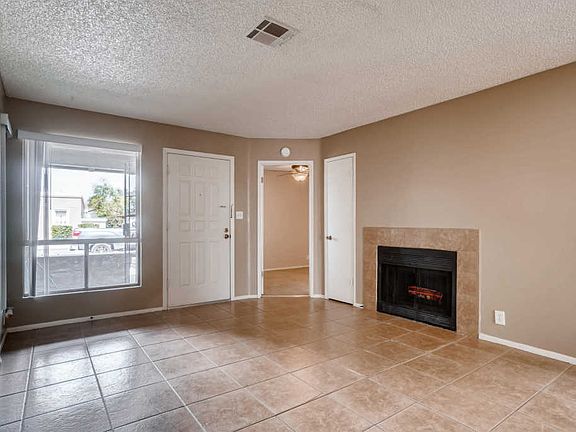 3rd image of 601 W Tonopah Dr Unit 3