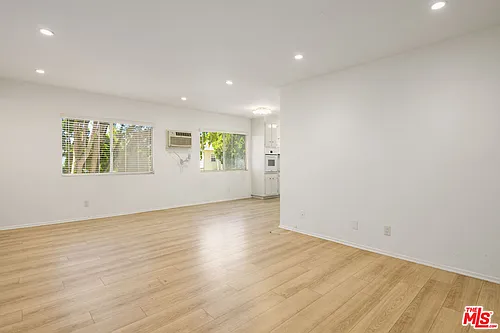 2803 Arizona Ave #11 Photo 1