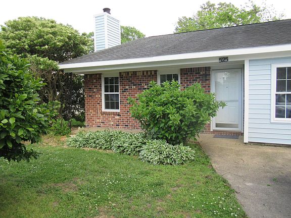 4th image of 525 Woodford St