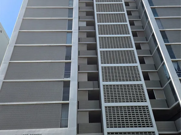 1226 Alexander St APT 901, Honolulu, HI 96826