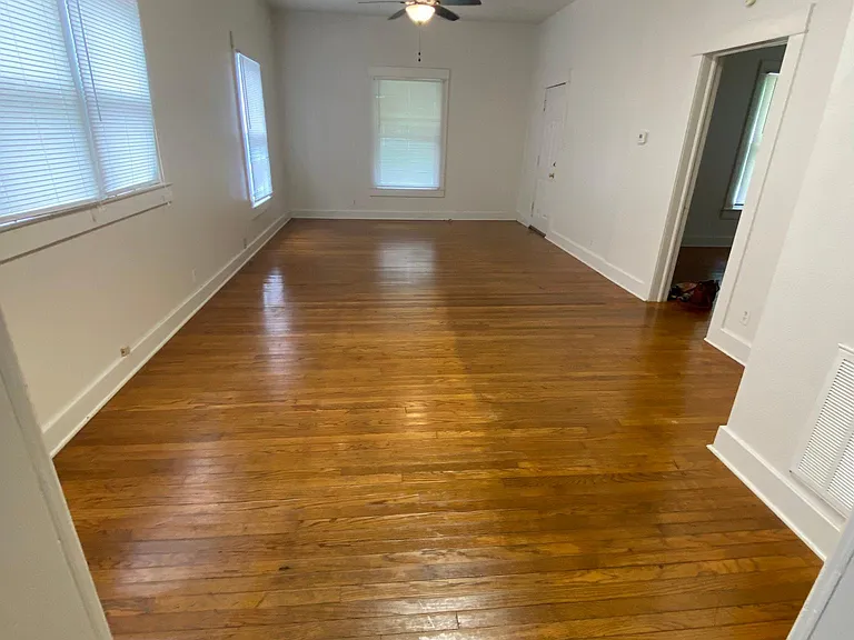 638 N Louisa Ave — Photo 4