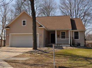 269 Park St, Montrose, MI 48457