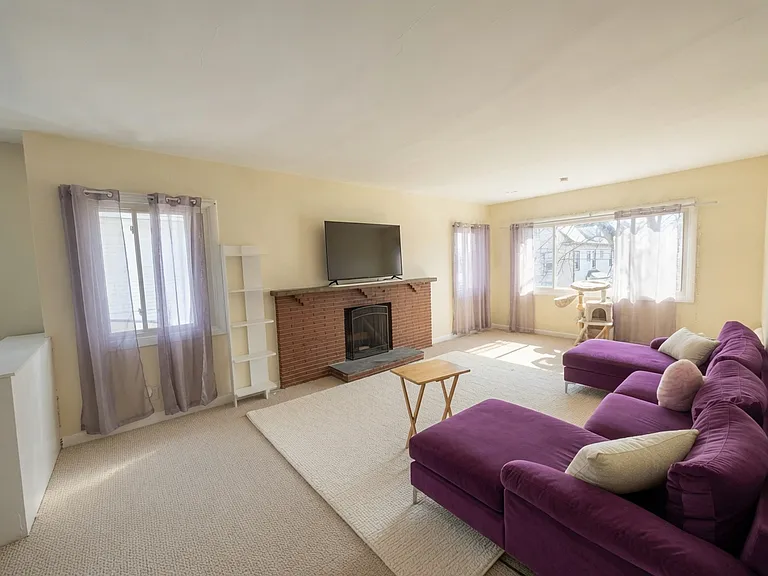 113 Oliver St #113 — Photo 2