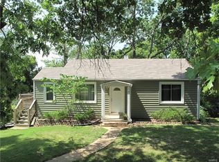 743 Lakeview Rdg, Fenton, MO 63026