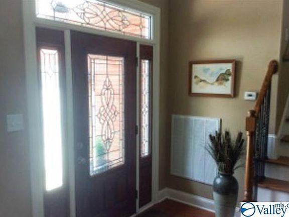 2nd image of 3007 Willow Trace Cir SE