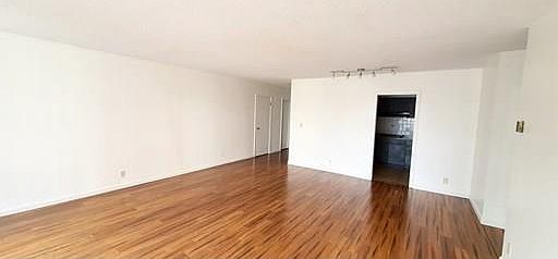 5th image of 50 Park St #22P
