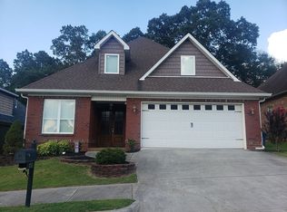 81 Willowood Dr, Oxford, AL 36203