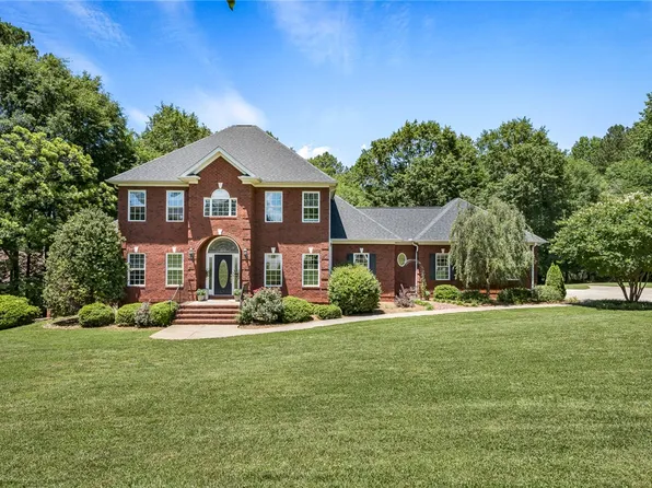 106 Five Knoll Ct, Anderson, SC 29621