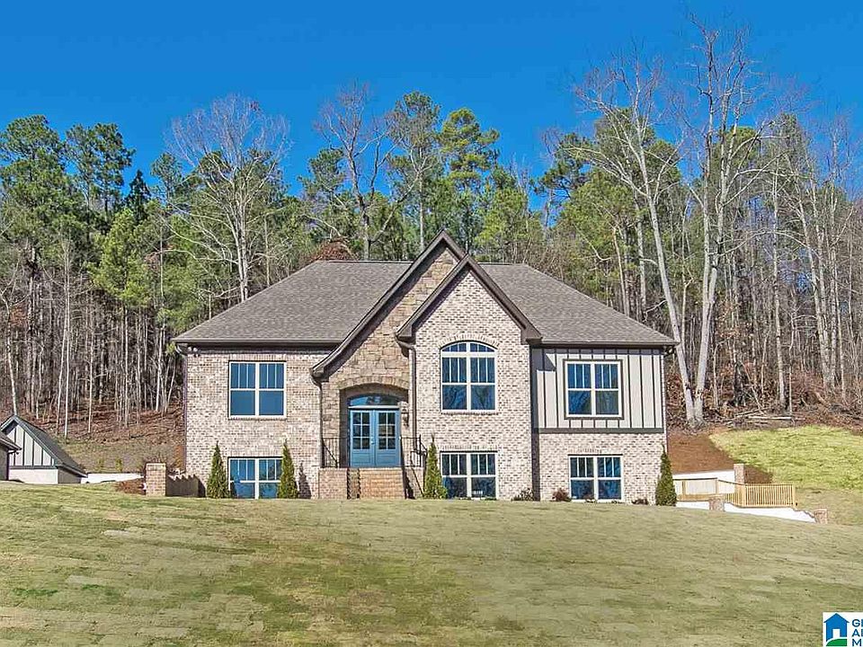 1st image of 180 Bent Creek Dr