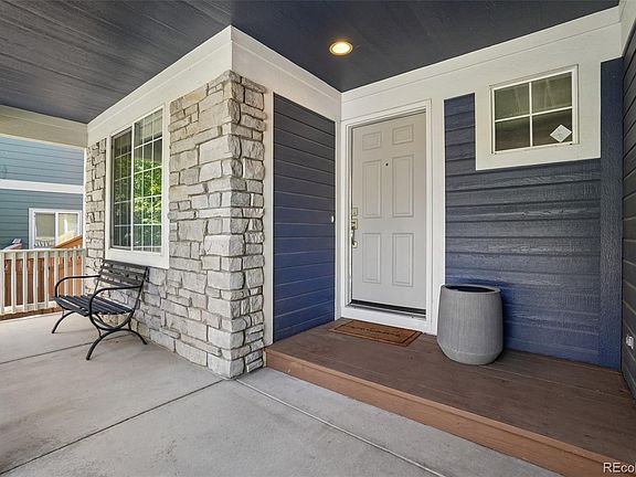 3rd image of 143 Pelican Avenue