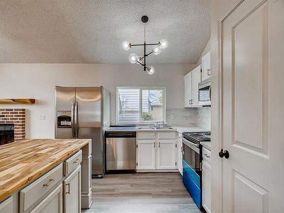 4th image of 18223 E Layton Pl