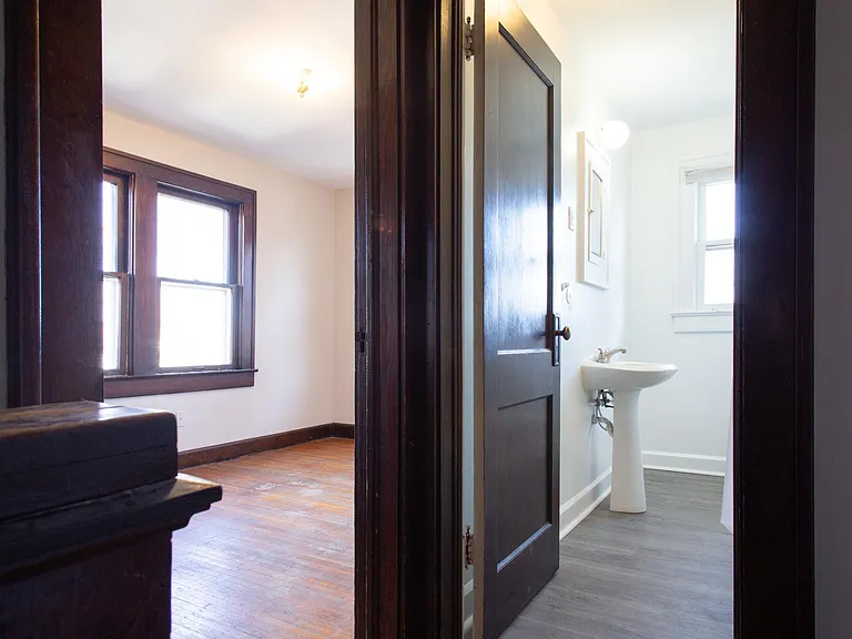 807 N Tacoma Ave — Photo 9