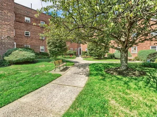330 S Broadway #B10, Tarrytown, NY 10591