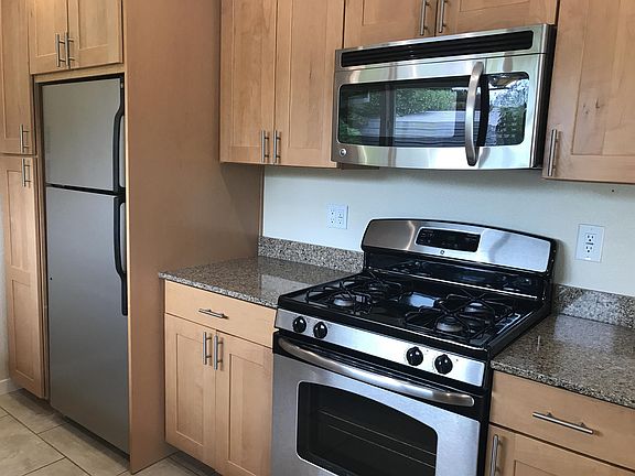 3rd image of 62 Claire Way