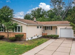16 Newgate Rd, Buffalo, NY 14226