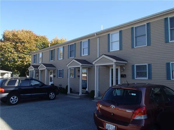 25 Sharon St #8, Cranston, RI 02910