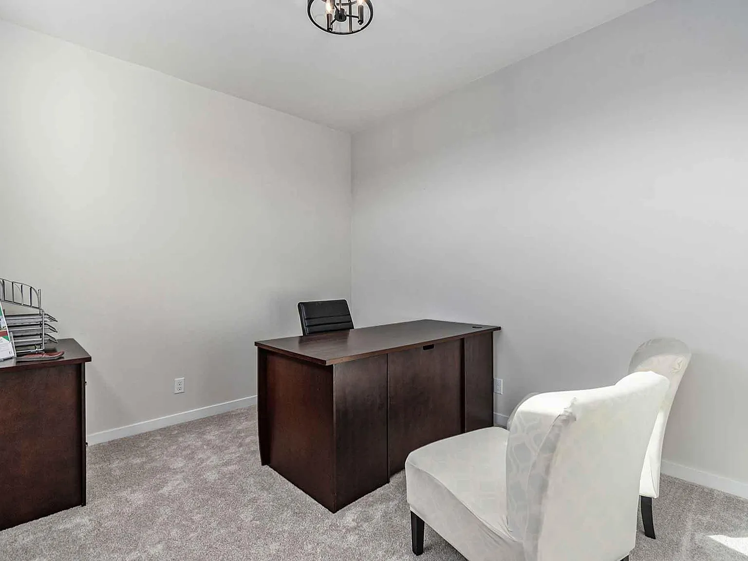 5 bed, 2962 sqft, $3,800 — Photo 4