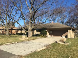 720 Gerten Ave, Aurora, IL 60505