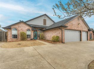 420 Palo Verde Dr, Yukon, OK 73099