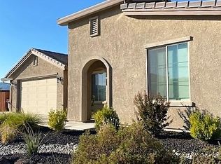 933 Katmai Pl, Redding, CA 96001