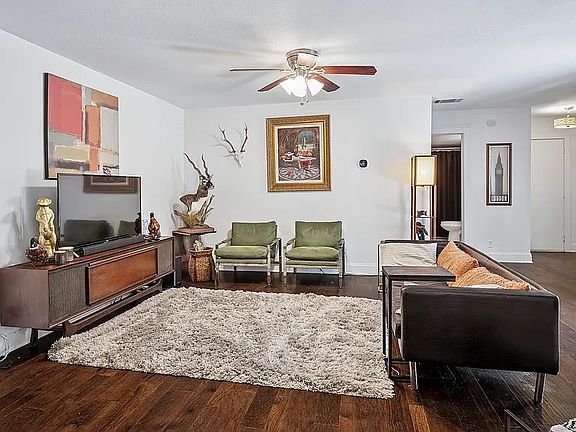 2nd image of 4777 Cedar Springs Rd APT 8A