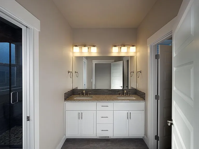 2650 NW Elm Ave — Photo 18