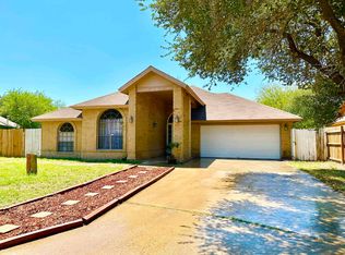 122 Catalina Dr, Laredo, TX 78045