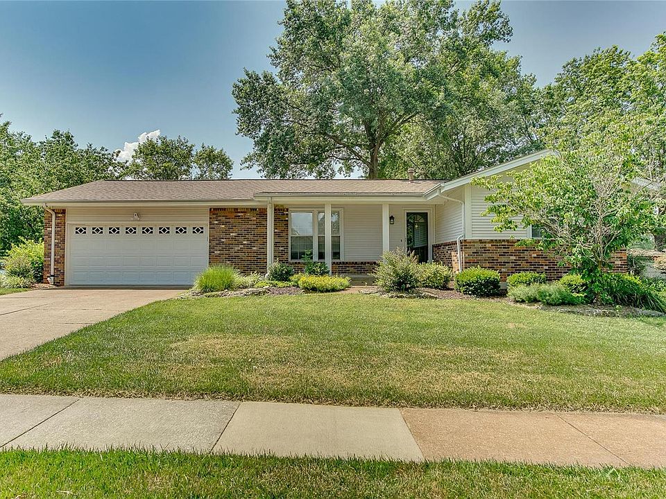 1st image of 2892 Gladwood Dr