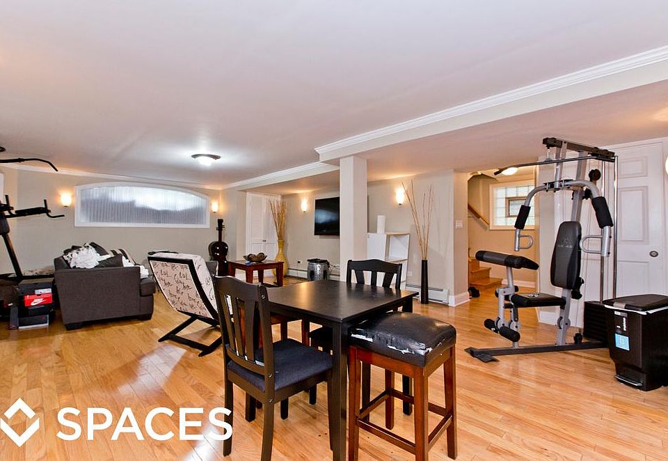 1st image of 2619 W Greenleaf Ave #Gdn