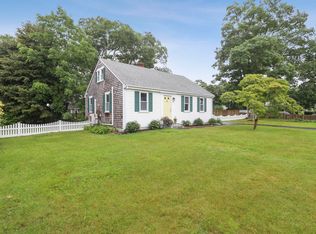 8 Alderberry Rd, Bourne, MA 02532