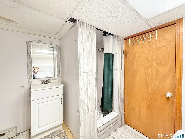 112 Ochsner Pl — Photo 35