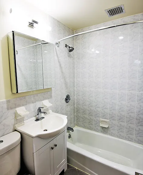 34 W 75th St #F — Photo 7