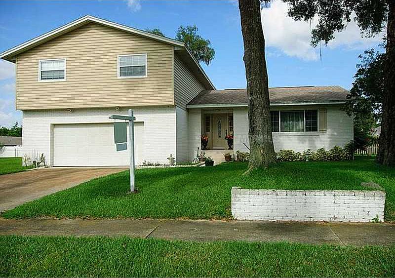 1st image of 103 Maplewood Dr
