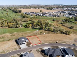 2520 Dutton Cir SE, Mandan, ND 58554