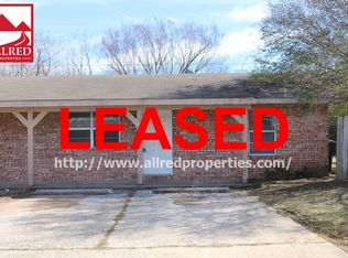 2050 N Gregg Ave, Fayetteville, AR 72703