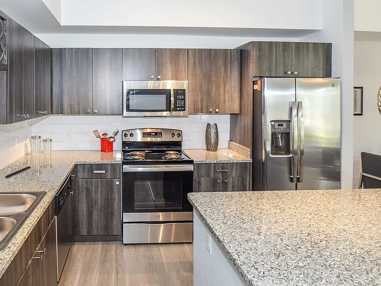 The Solera at Kendall West — Photo 29