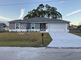 1533 Fairlight St NW, Palm Bay, FL 32907