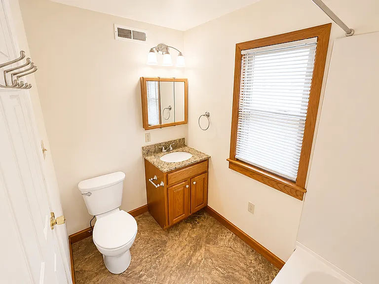 180 Carlisle Springs Rd #B — Photo 5