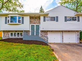 9 Sunnyfield Ter, Neptune, NJ