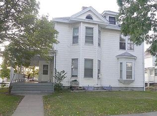 223 S Johnson St APT 3, Iowa City, IA 52240