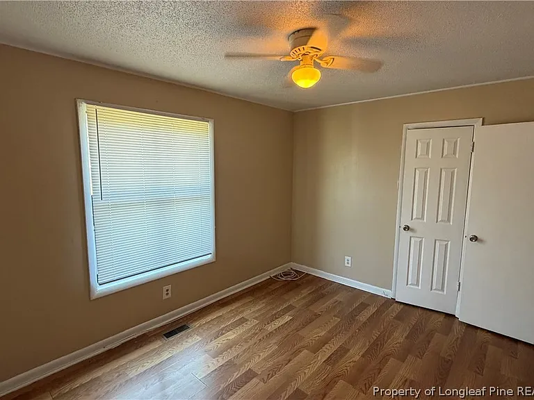 313 Nugget Ct — Photo 11
