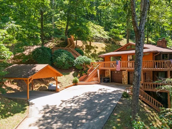 95 Fairway Dr, Franklin, NC 28734