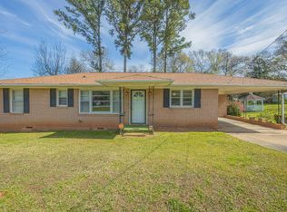 464 Jordan St, Royston, GA 30662